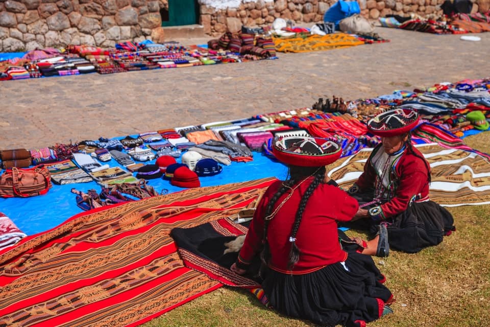 Tour Maras Moray con Machu Picchu 2 Días